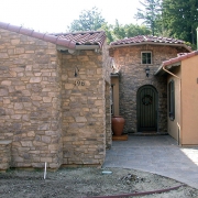 Cultured-Stone-Veneer-2